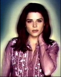 BabeStop - World's Largest Babe Site - neve_campbell028.jpg