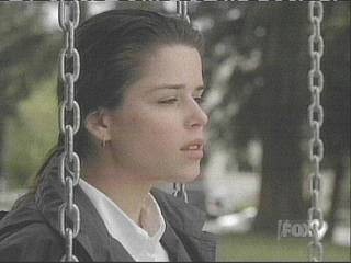 BabeStop - World's Largest Babe Site - neve_campbell073.jpg